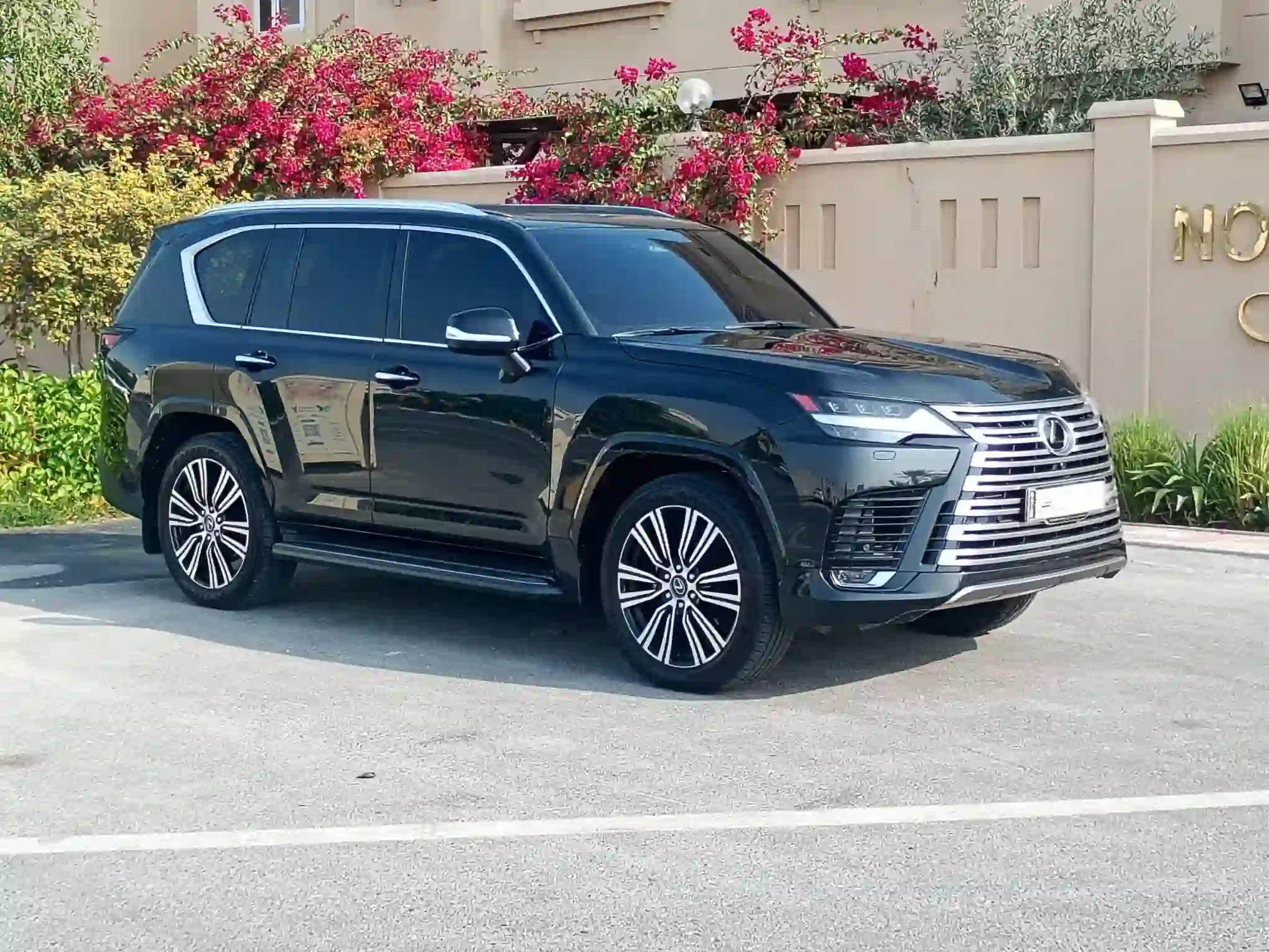 Lexus LX 600 2025 - Image 3