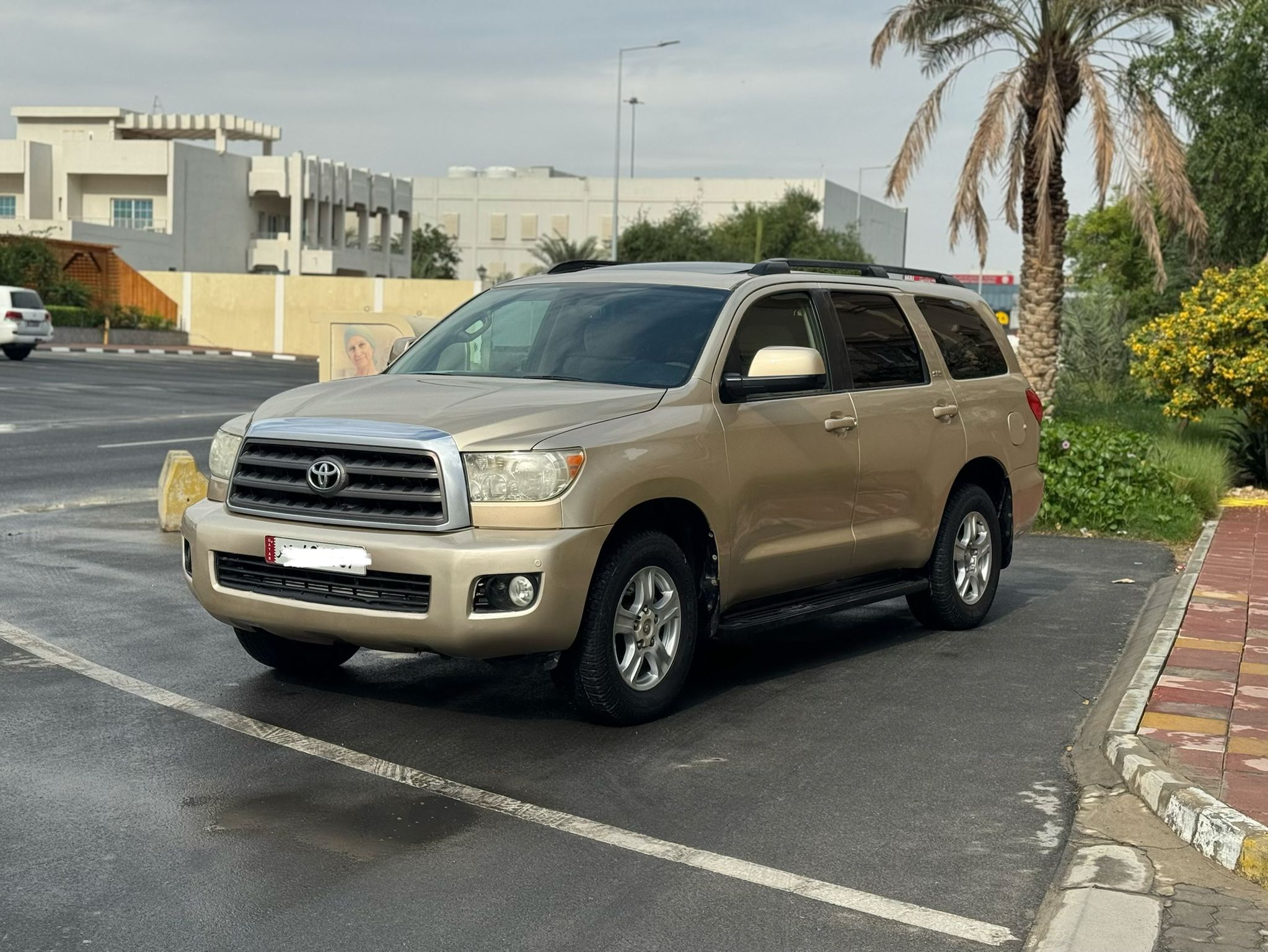 Toyota Sequoia 2012