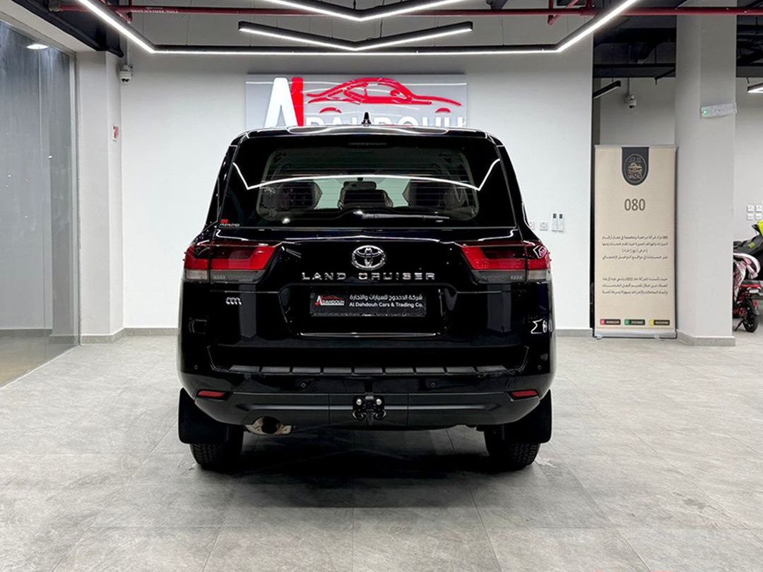 Toyota Land Cruiser GX 2025 - Image 2