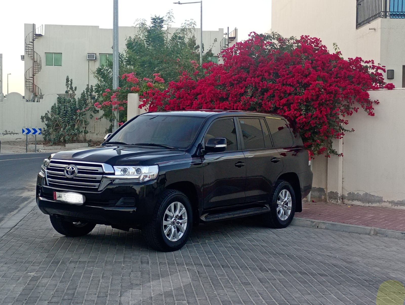 Toyota Land Cruiser GXR v6 2020
