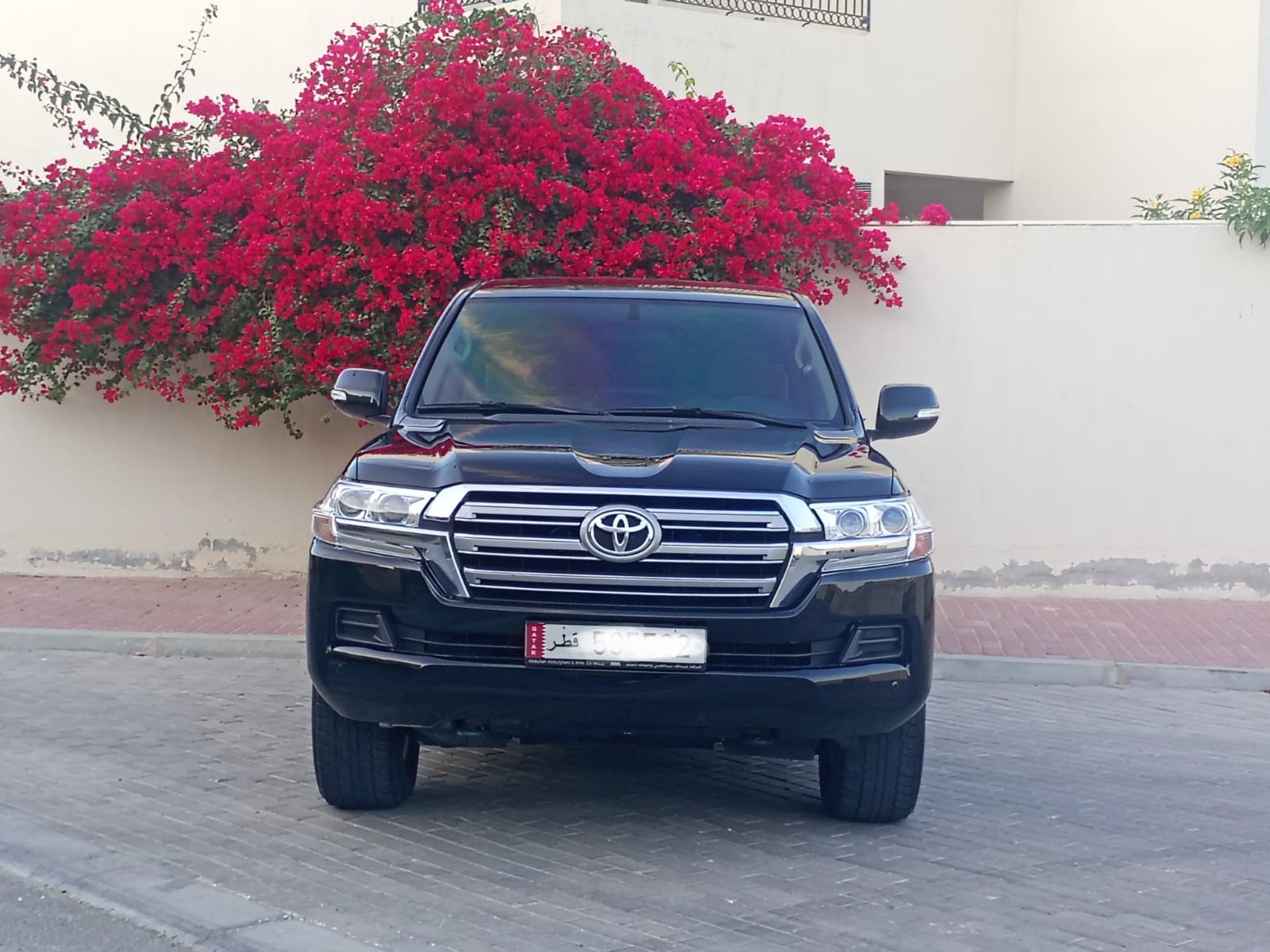 Toyota Land Cruiser GXR v6 2020 - Image 2