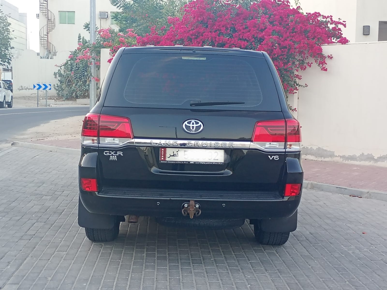 Toyota Land Cruiser GXR v6 2020 - Image 4