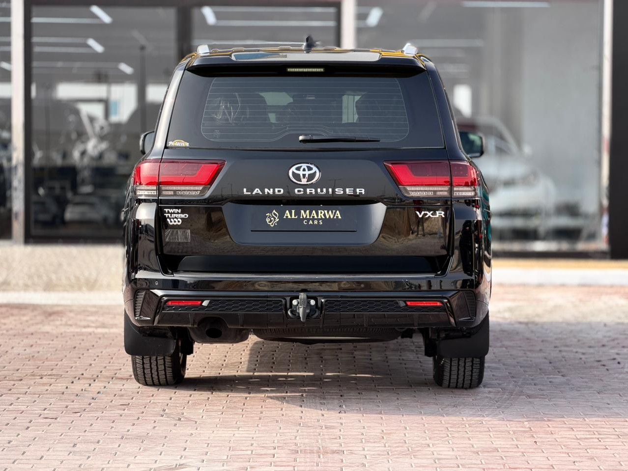 Toyota Land Cruiser VXR Twin Turbo 2025 - Image 2