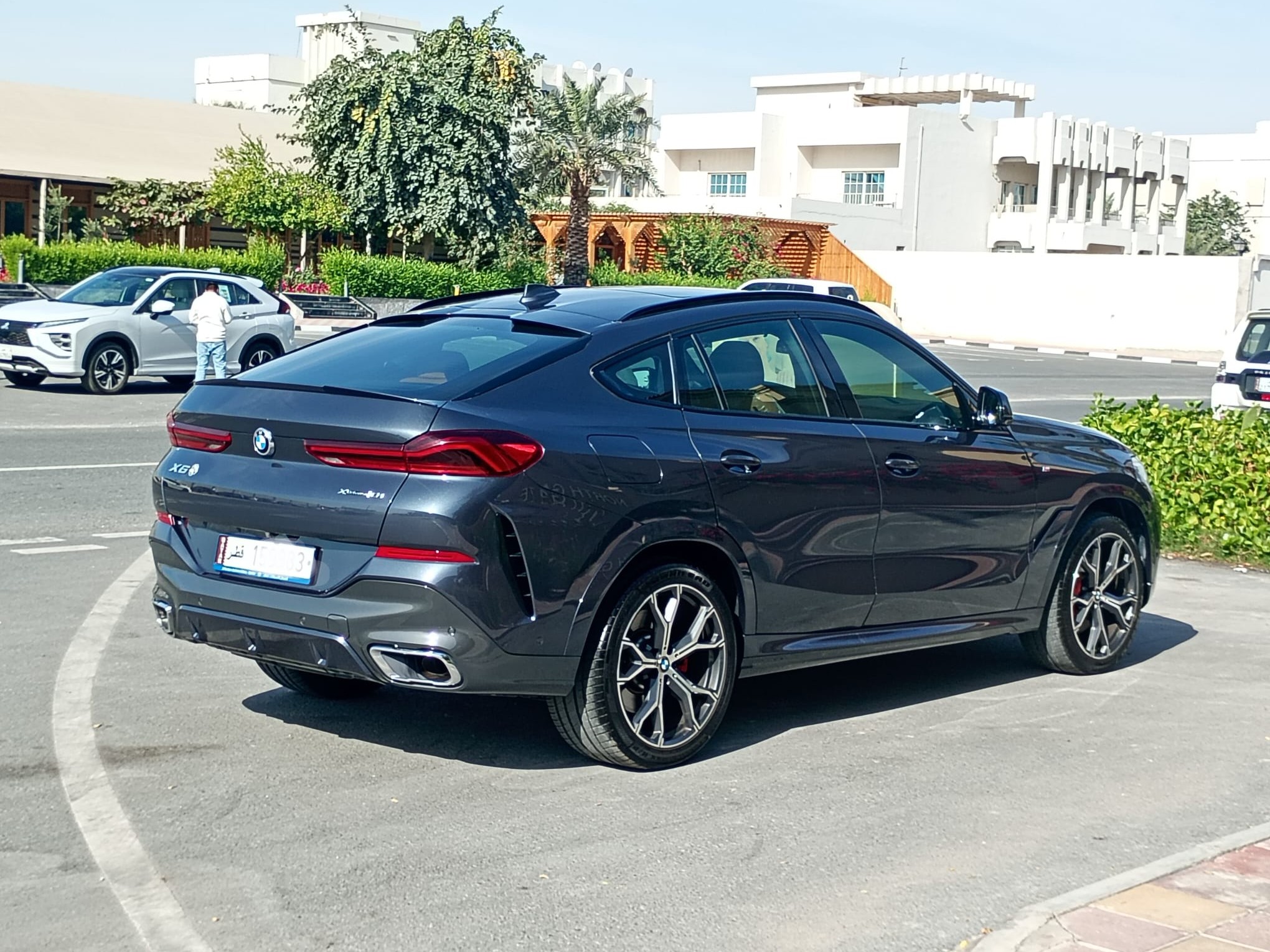 BMW X-Series X6 2022 - Image 4