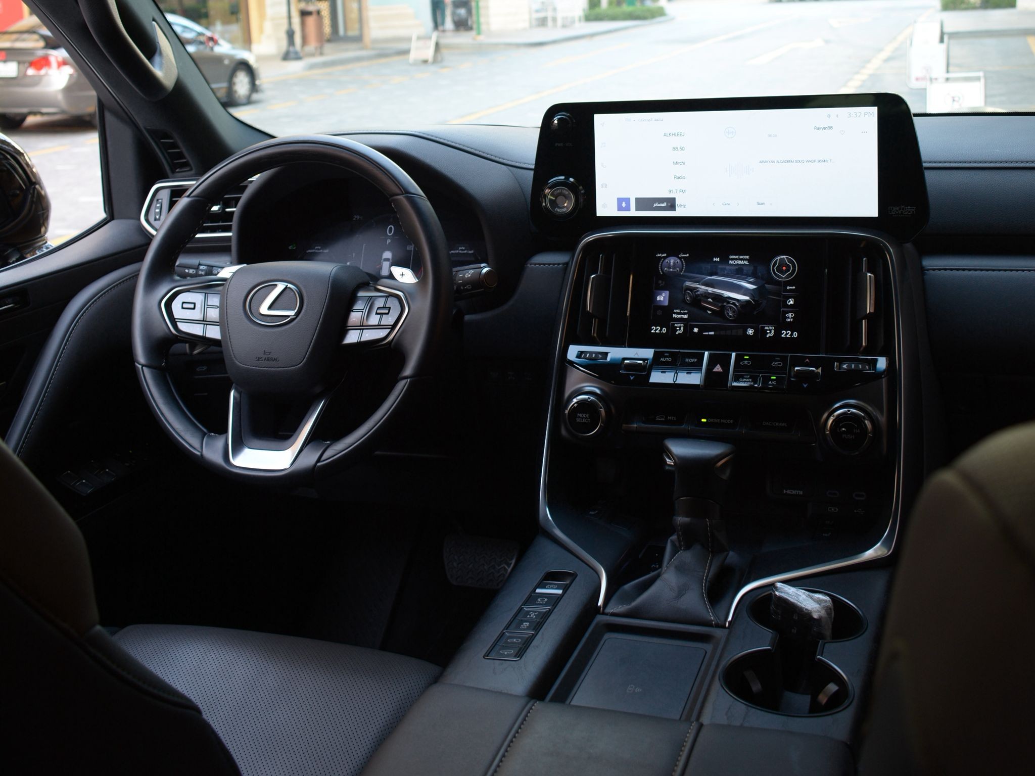 Lexus LX 600 OVERTRAIL 2025 - Image 4