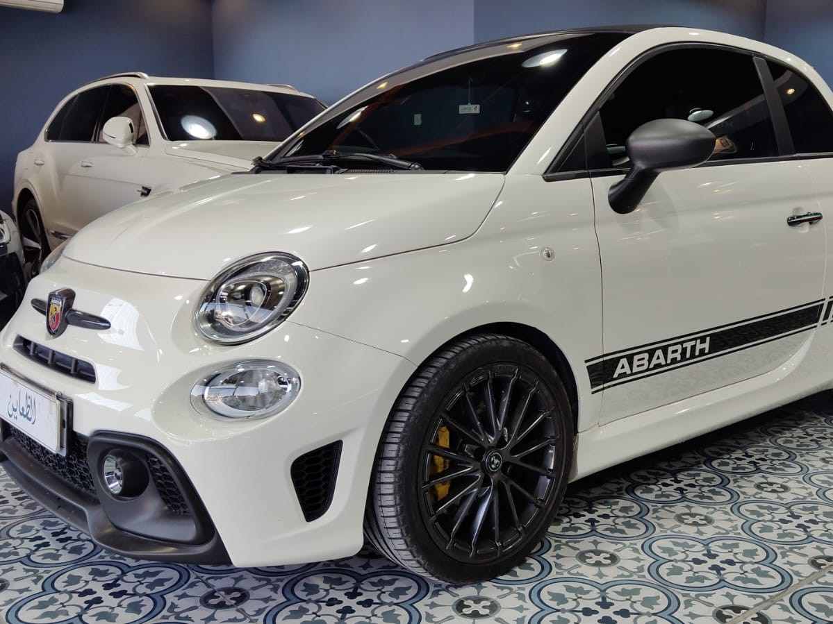 Fiat Abarth 695 2024 - Image 2