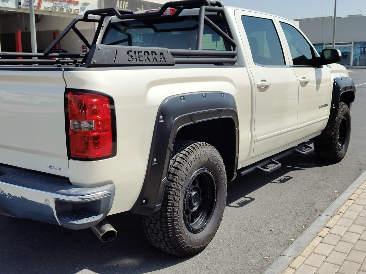 GMC Sierra SLE 2014 - Image 3