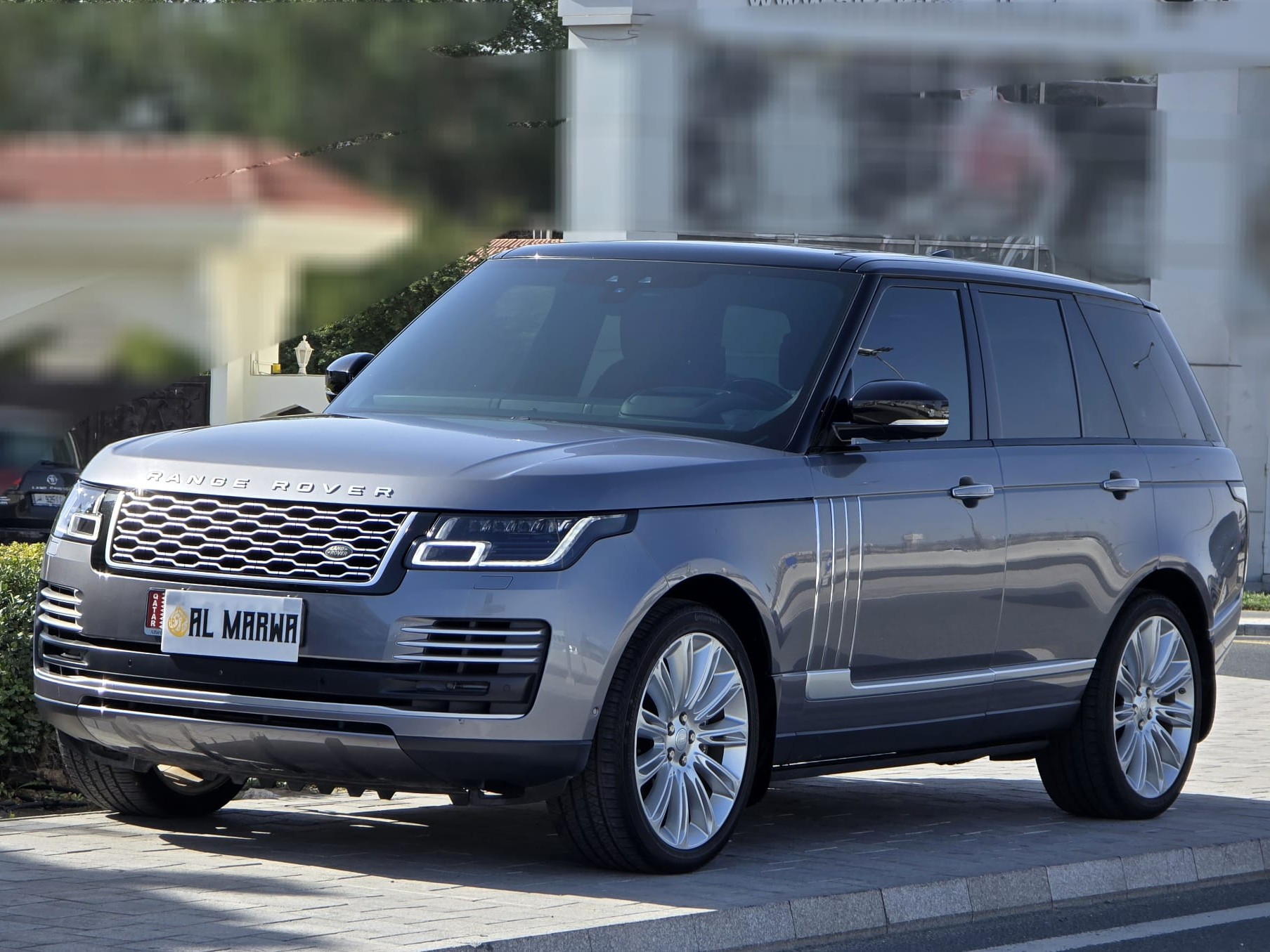 Land Rover Range Rover Vogue SuperCharged 2020 - Image 4