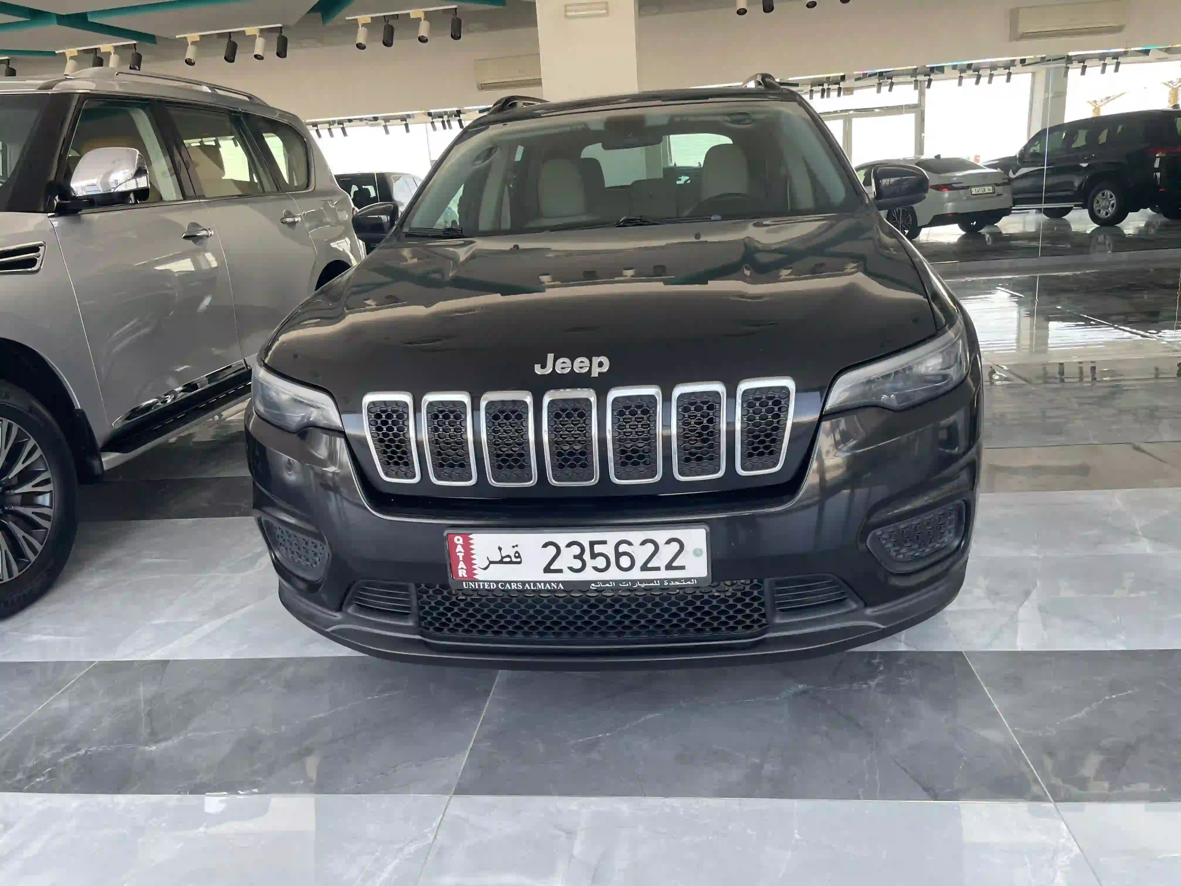Jeep Cherokee Sport 2021 - Image 2