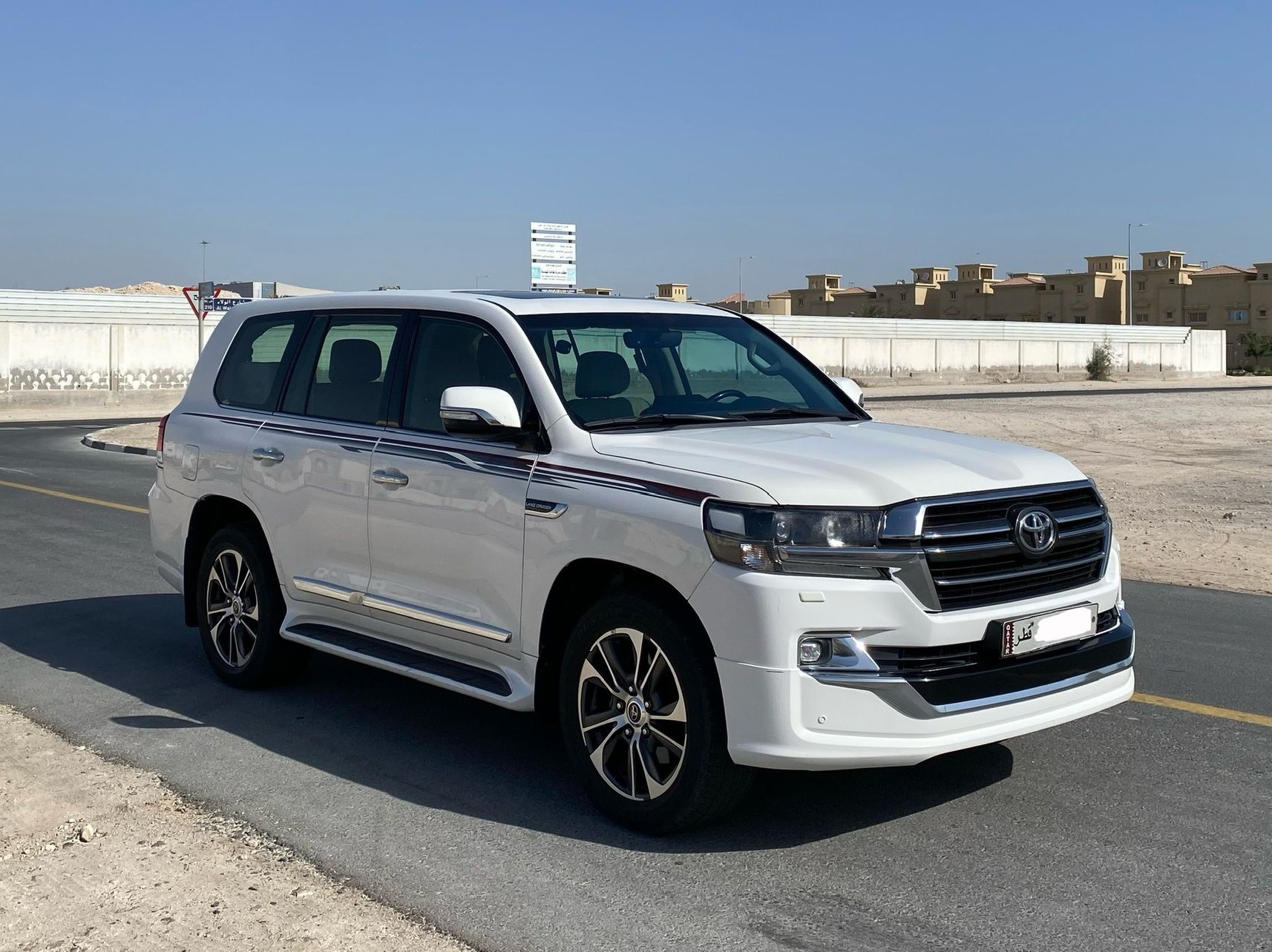 Toyota Land Cruiser GXR Grand Touring 2020 - Image 3