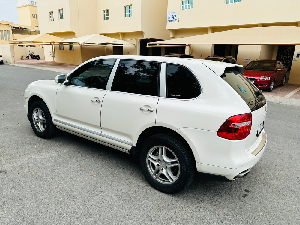 Porsche Cayenne S  2009 - Image 3