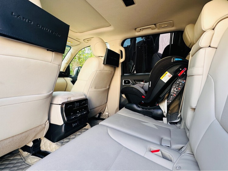Toyota Land Cruiser VX Twin Turbo 2023 - Image 4