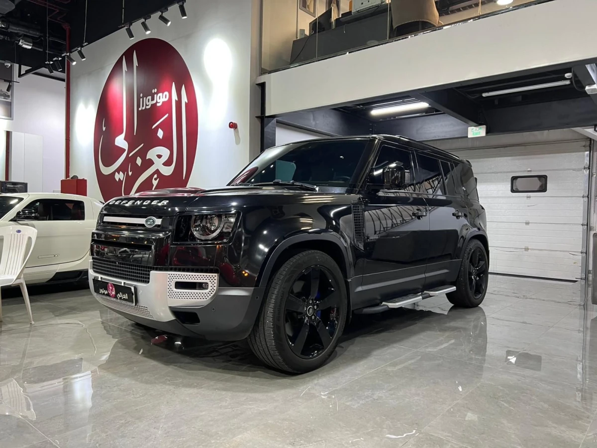 Land Rover Defender 110 HSE 2024