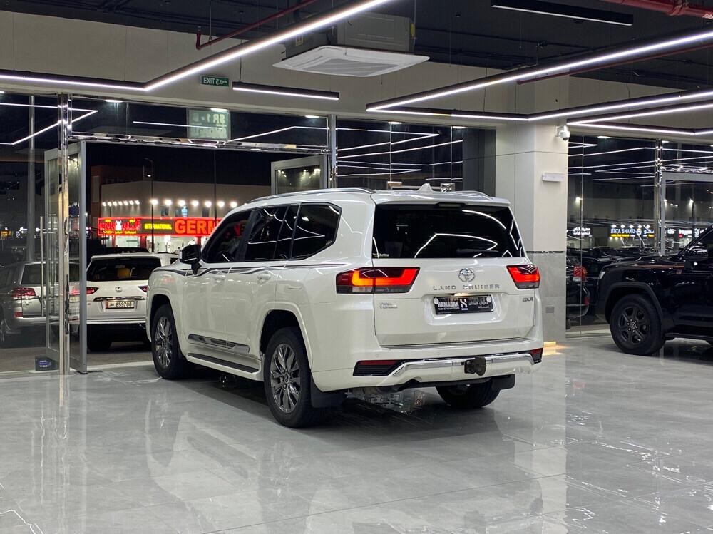 Toyota Land Cruiser GXR Twin Turbo 2024 - Image 3