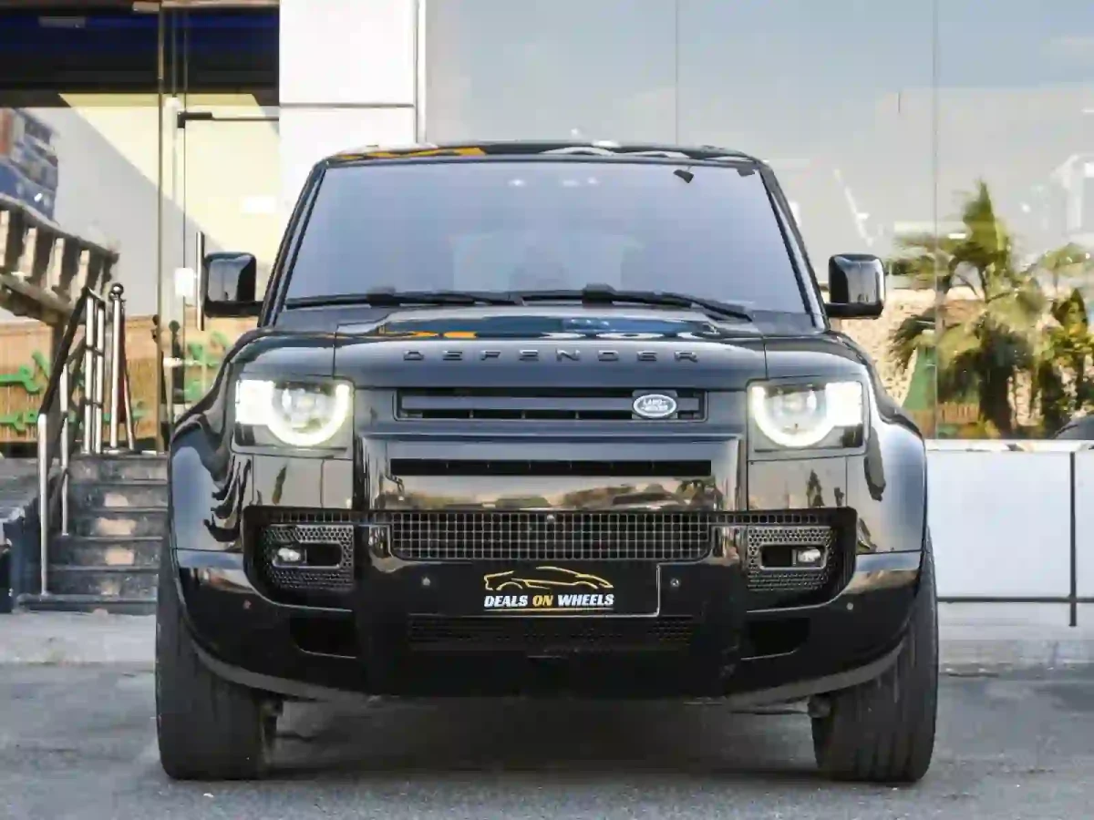Land Rover Defender 110 HSE 2024