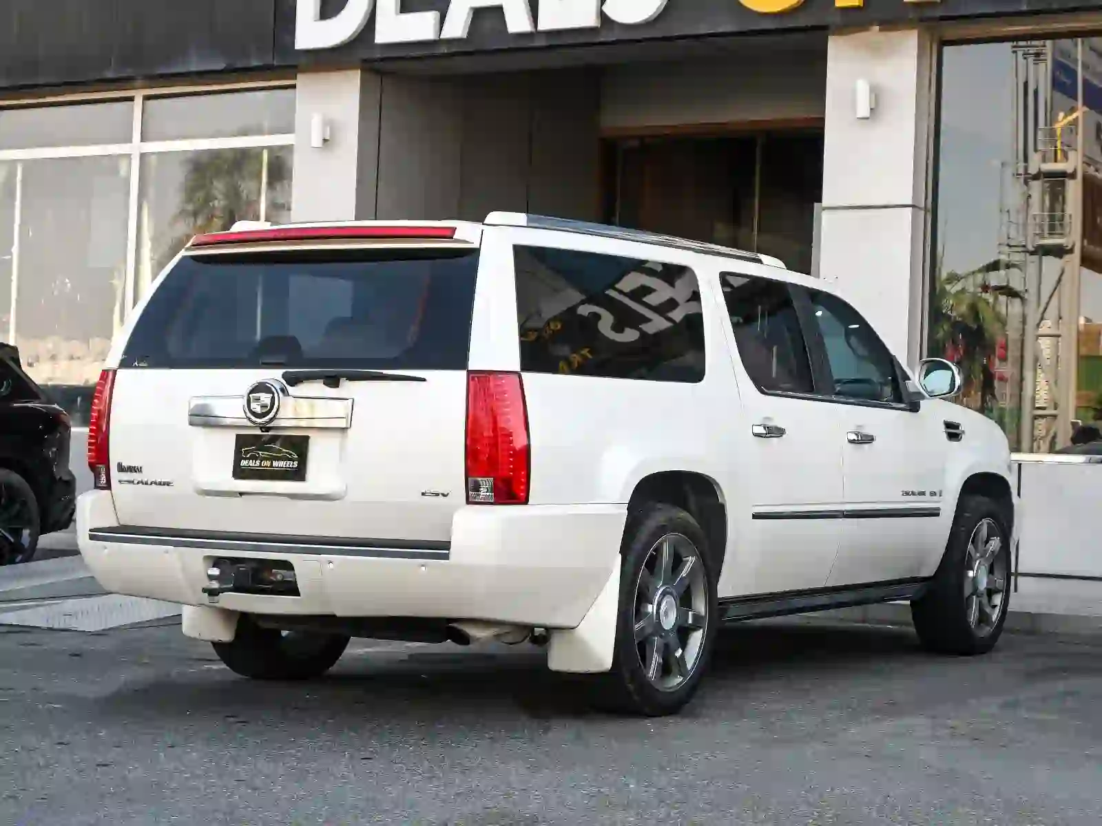 Cadillac Escalade 2007 - Image 2