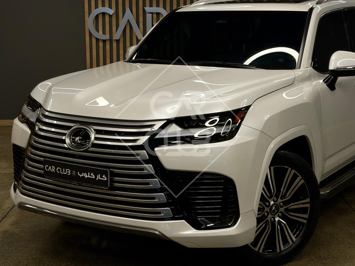 Lexus LX 600 Luxury  2025 - Image 2