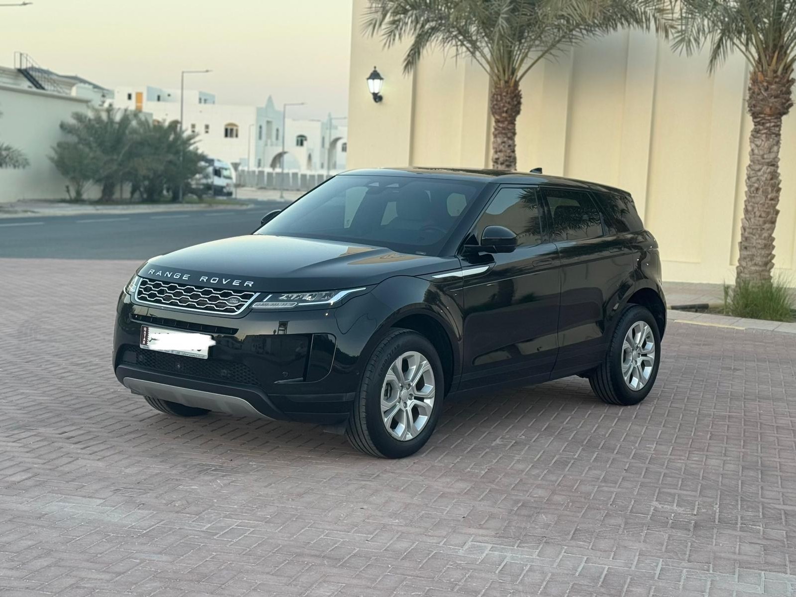 Land Rover Range Rover Evoque 2021 - Image 2