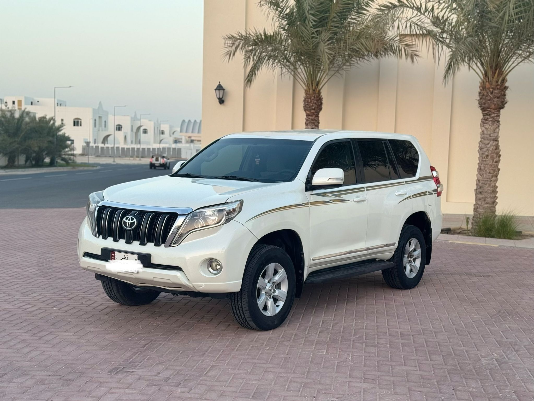 Toyota Prado 2016