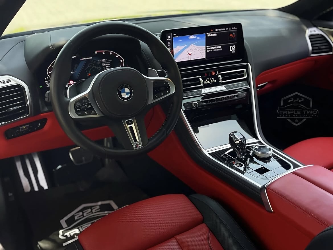 BMW M-Series 850i - Image 3