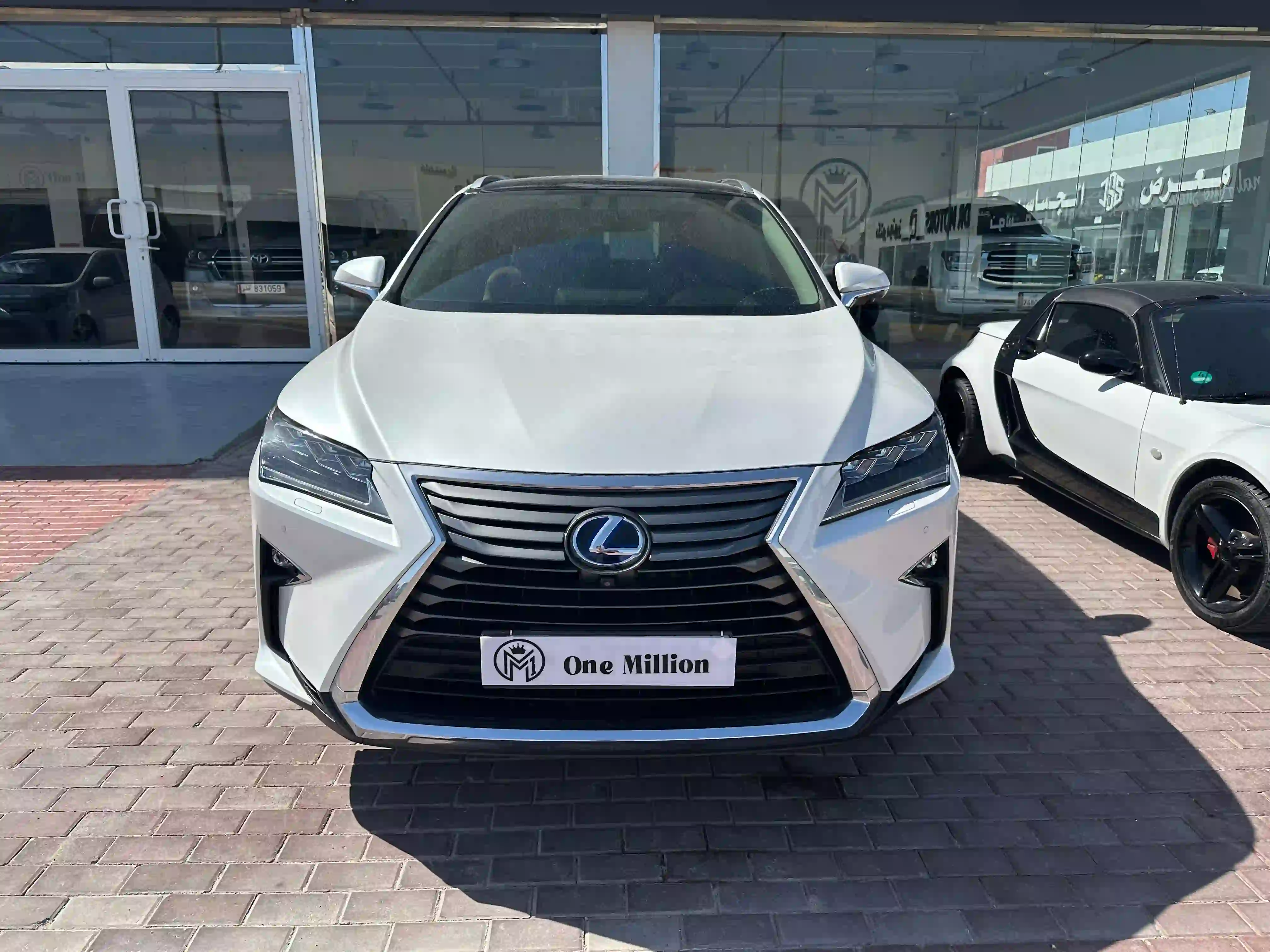 Lexus RX 450h 2018 - Image 2