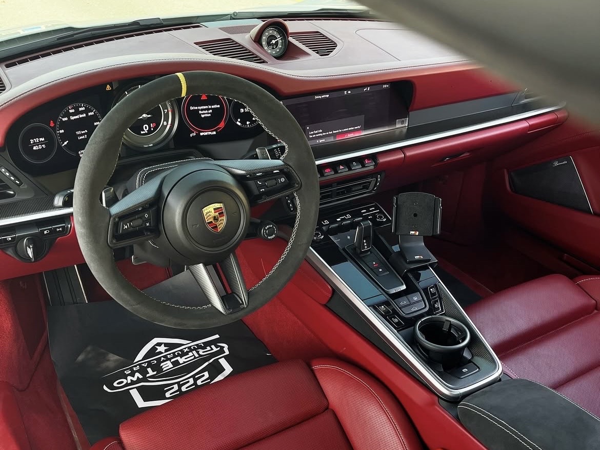 Porsche 911 Turbo S - Image 3