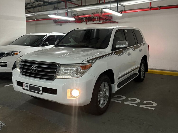 Toyota Land Cruiser GX.R 2013 - Image 2