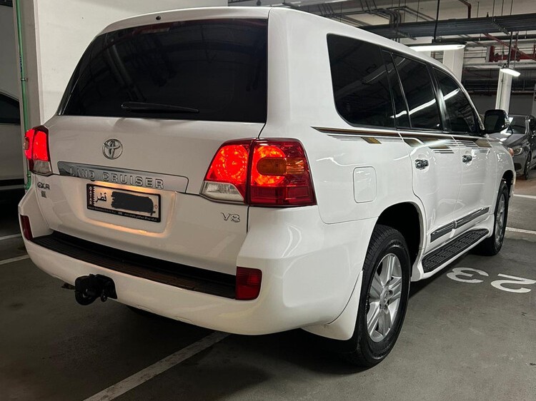 Toyota Land Cruiser GX.R 2013 - Image 4