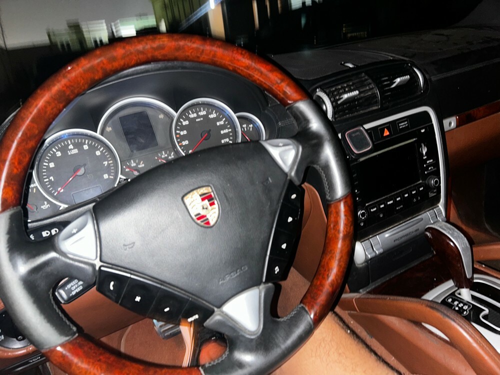 Porsche Cayenne S  2009 - Image 3