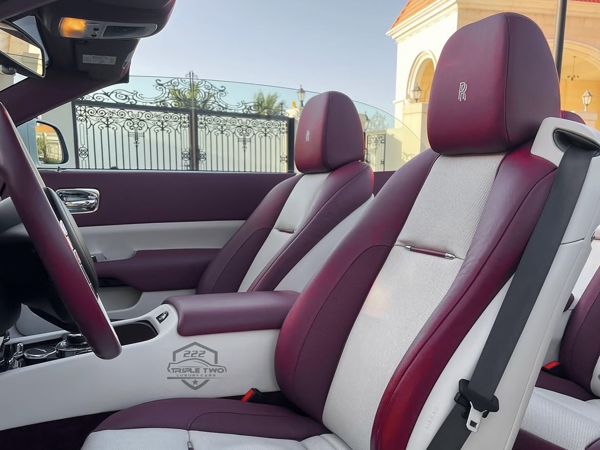 Rolls-Royce Dawn - Image 4