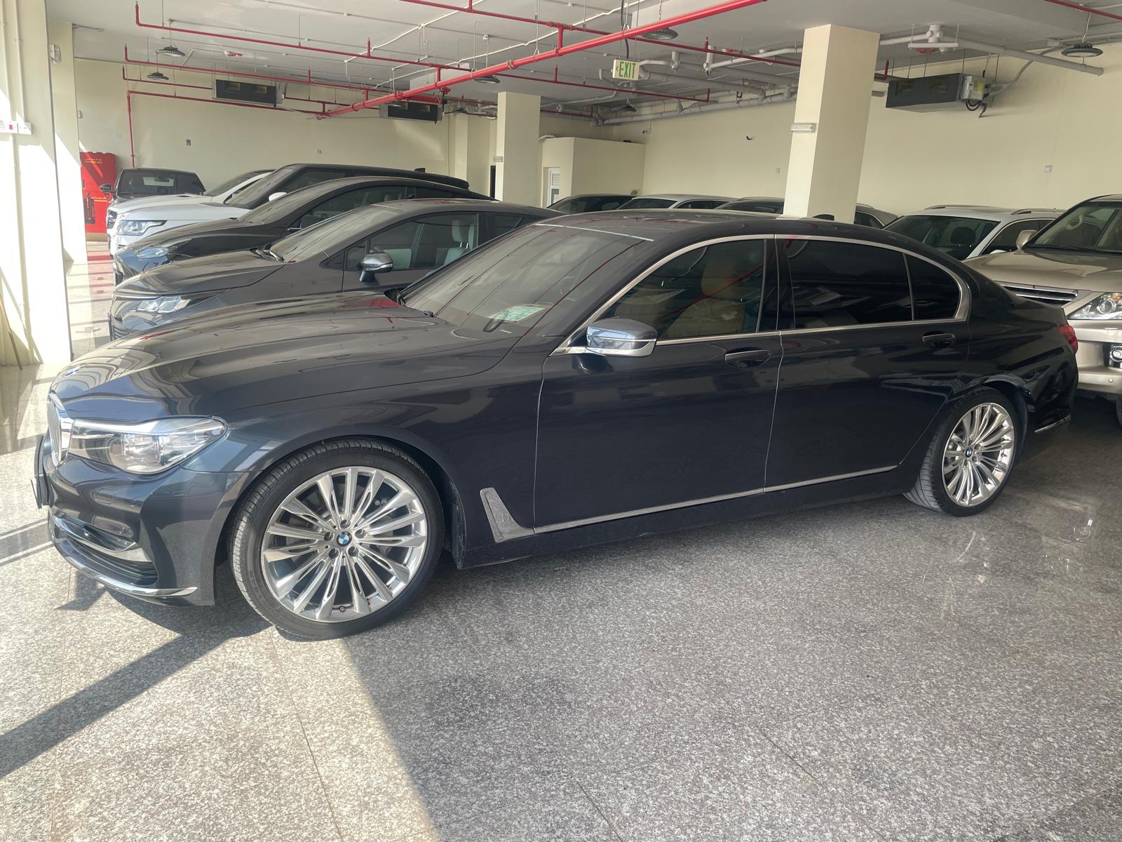 BMW 7-Series 730 Li 2018