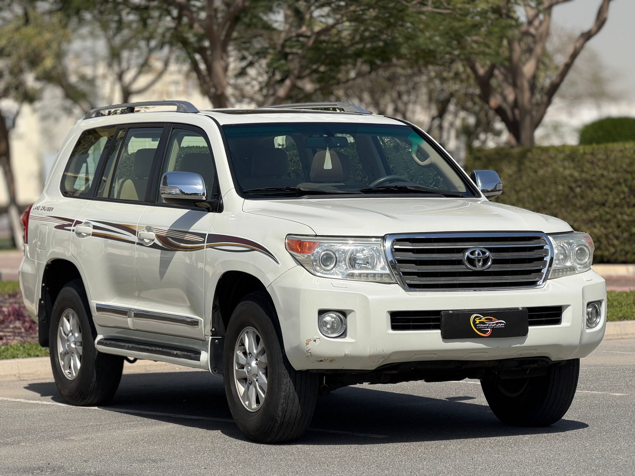 Toyota Land Cruiser GXR v6 2013 - Image 2