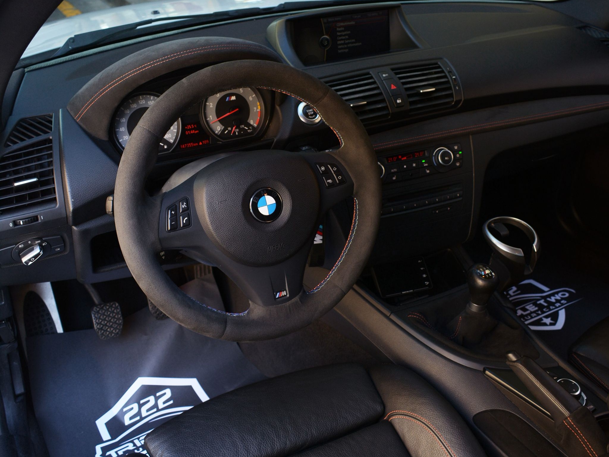 BMW M-Series 1 2011 - Image 3