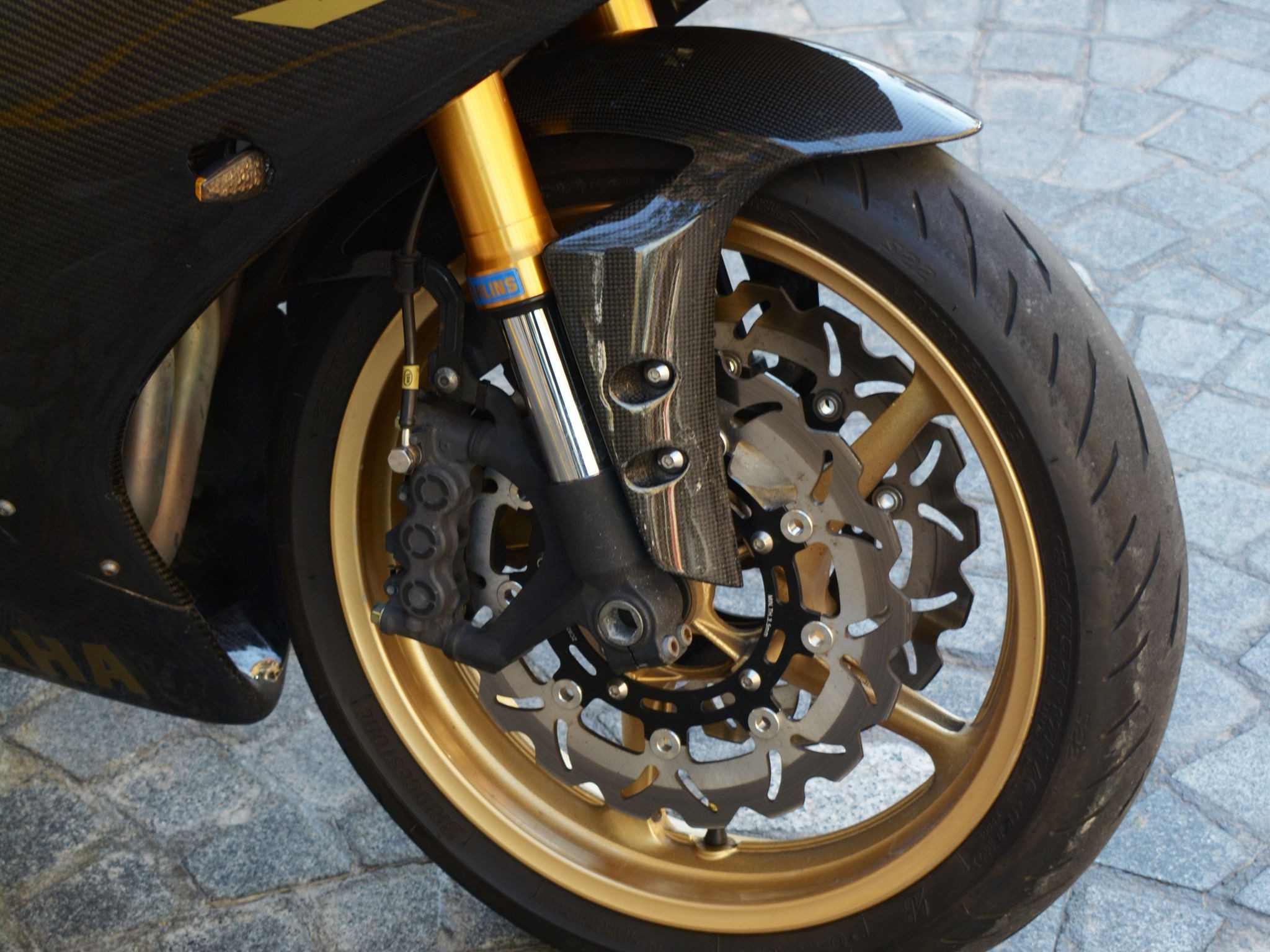Yamaha  YZF R 2009 - Image 2