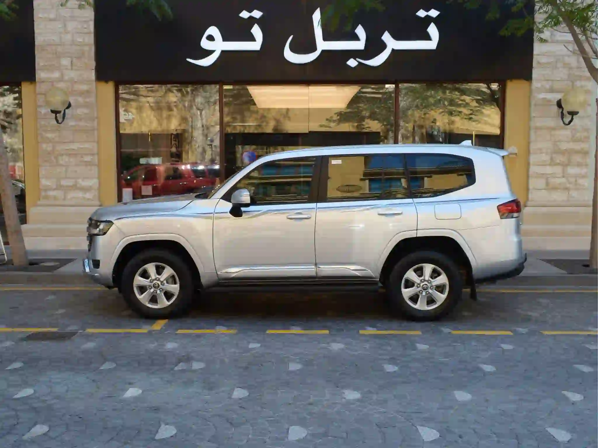 Toyota Land Cruiser GX 2022 - Image 3