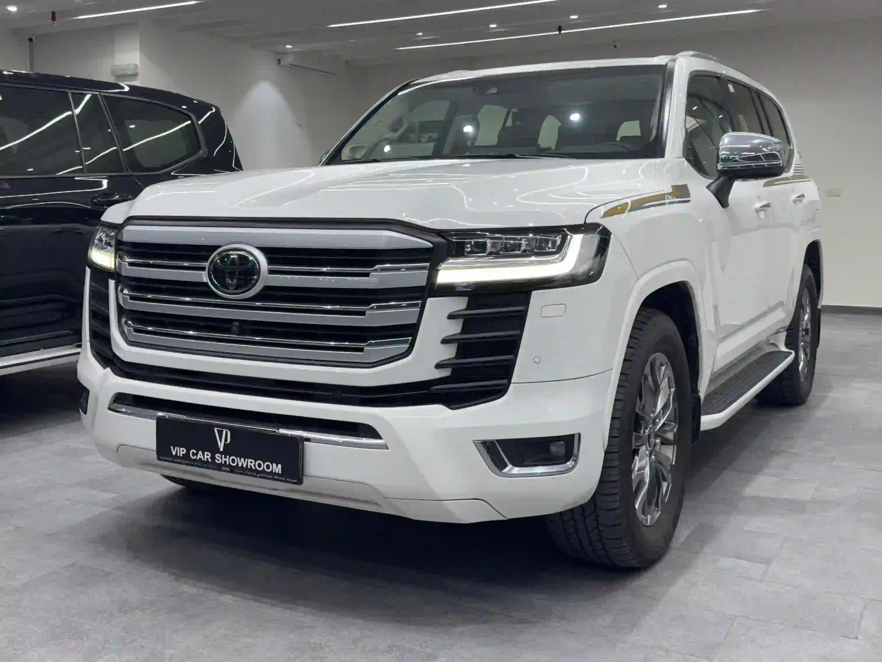 Toyota Land Cruiser VXR Twin Turbo 2022 - Image 2