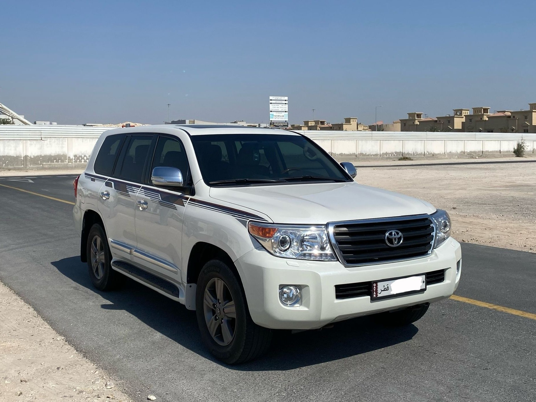Toyota Land Cruiser GXR v8 2012 - Image 3