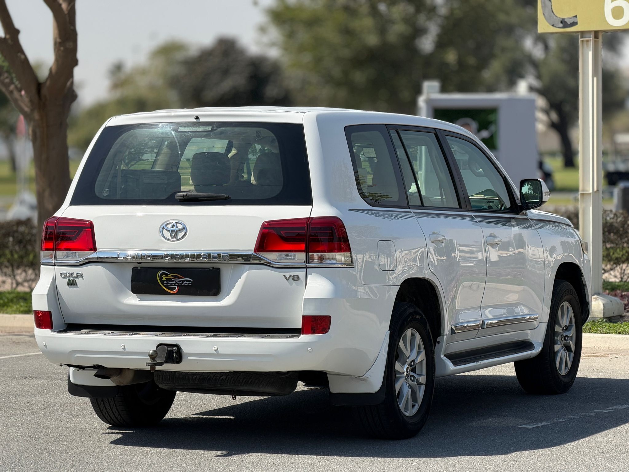 Toyota Land Cruiser GXR v6 2019 - Image 3
