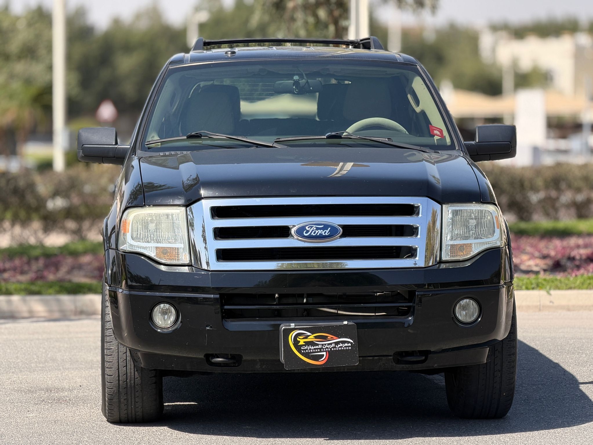 Ford Expedition 2011 - Image 2