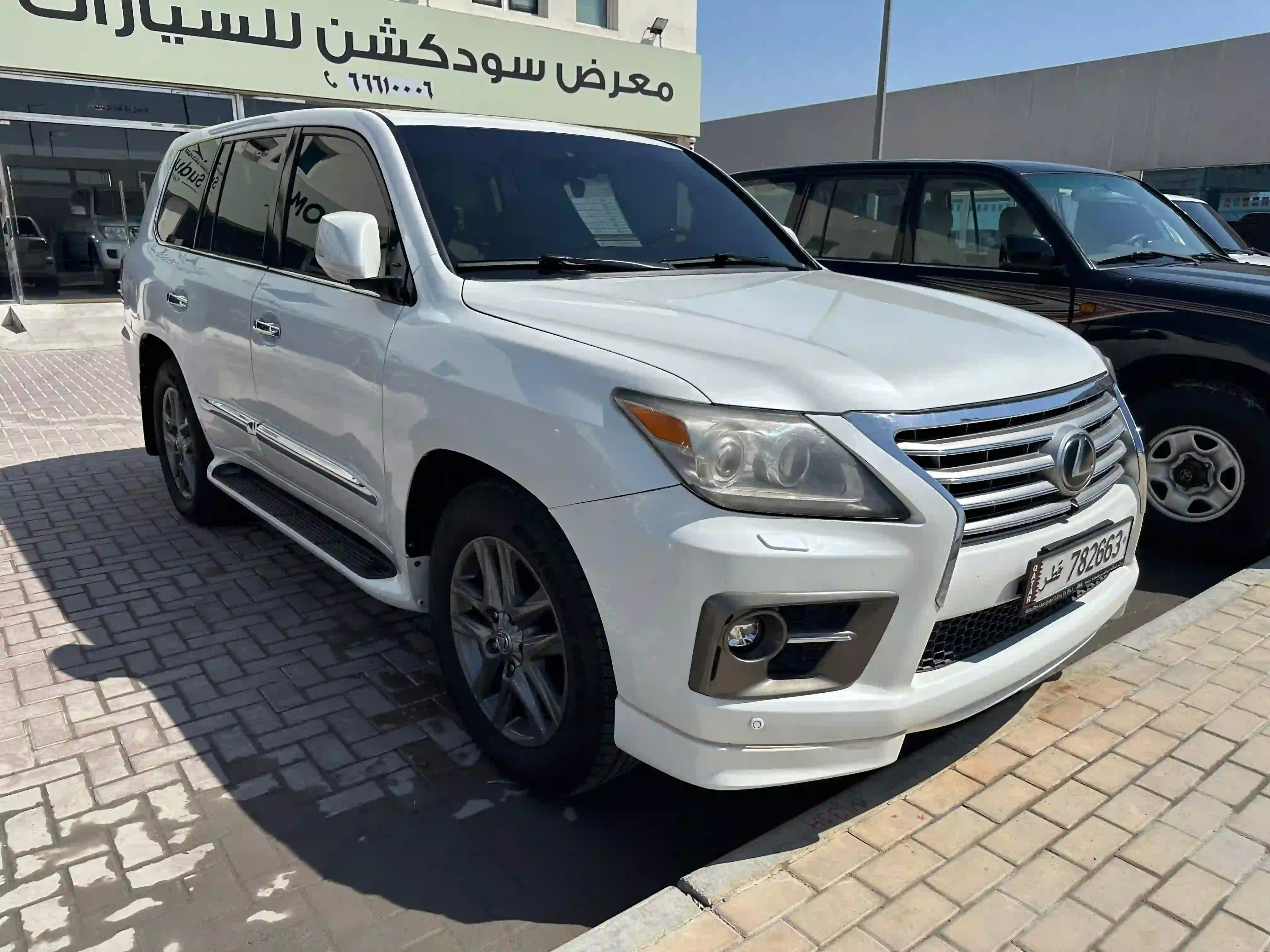 Lexus LX 570 S 2013 - Image 3