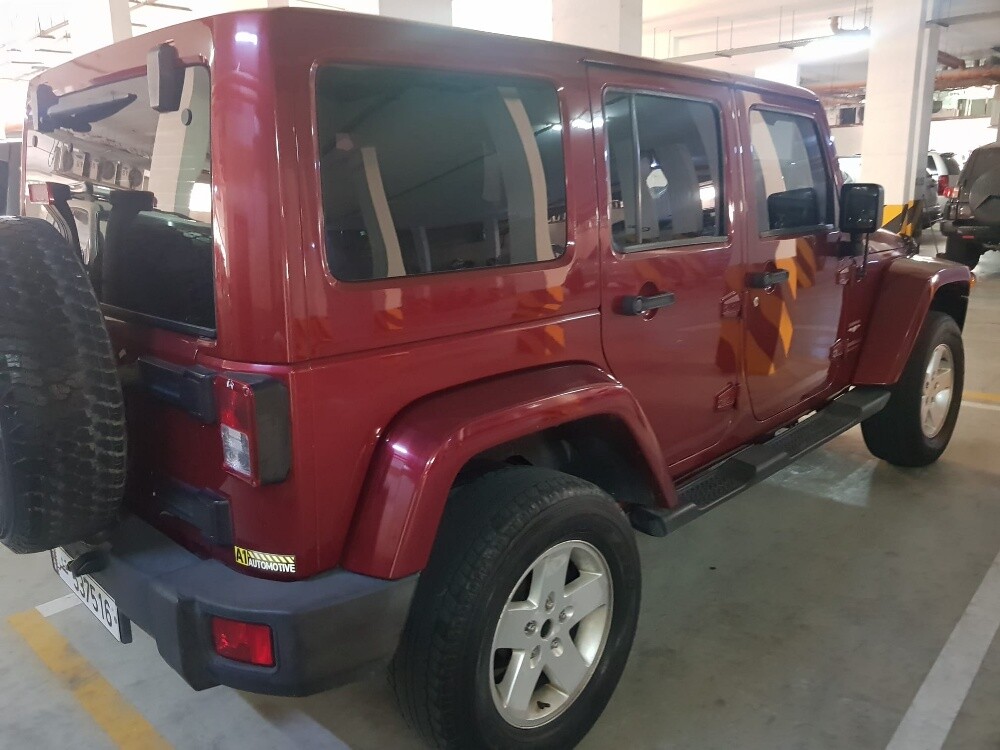 Jeep Wrangler Sahara 2013 - Image 2