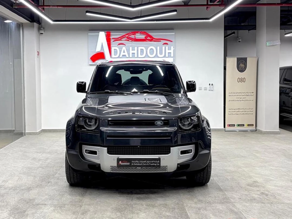 Land Rover Defender 110 2023
