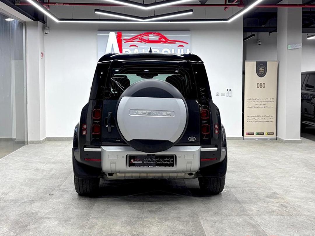 Land Rover Defender 110 2023 - Image 4
