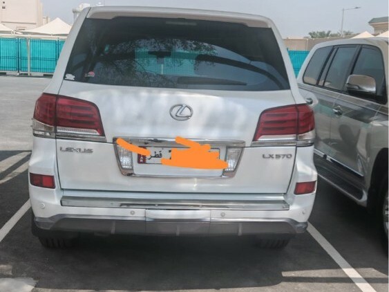 Lexus LX 570 2010 - Image 4
