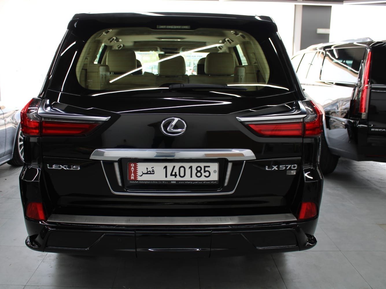 Lexus LX 570 S 2018 - Image 2