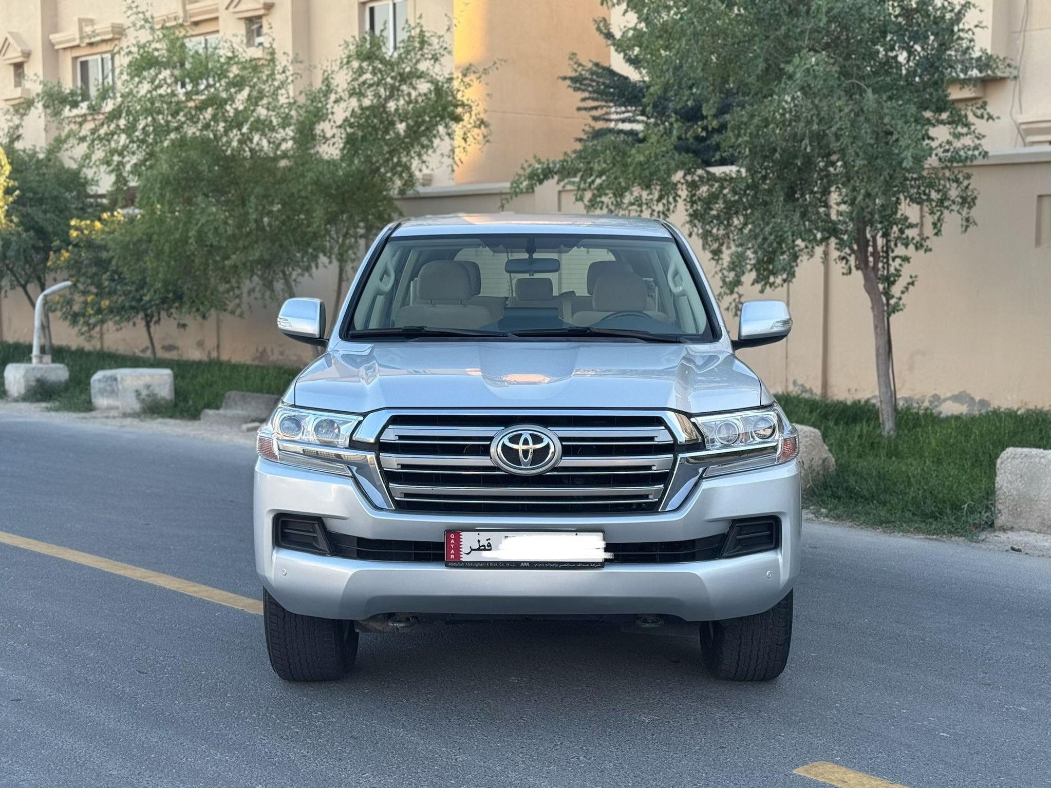Toyota Land Cruiser GXR v6 2020 - Image 2