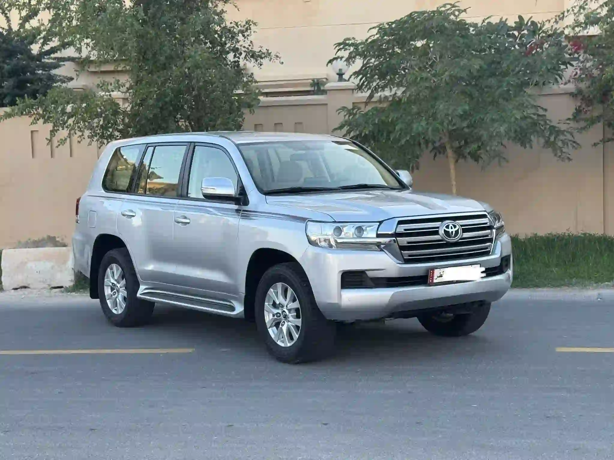 Toyota Land Cruiser GXR v6 2020 - Image 3