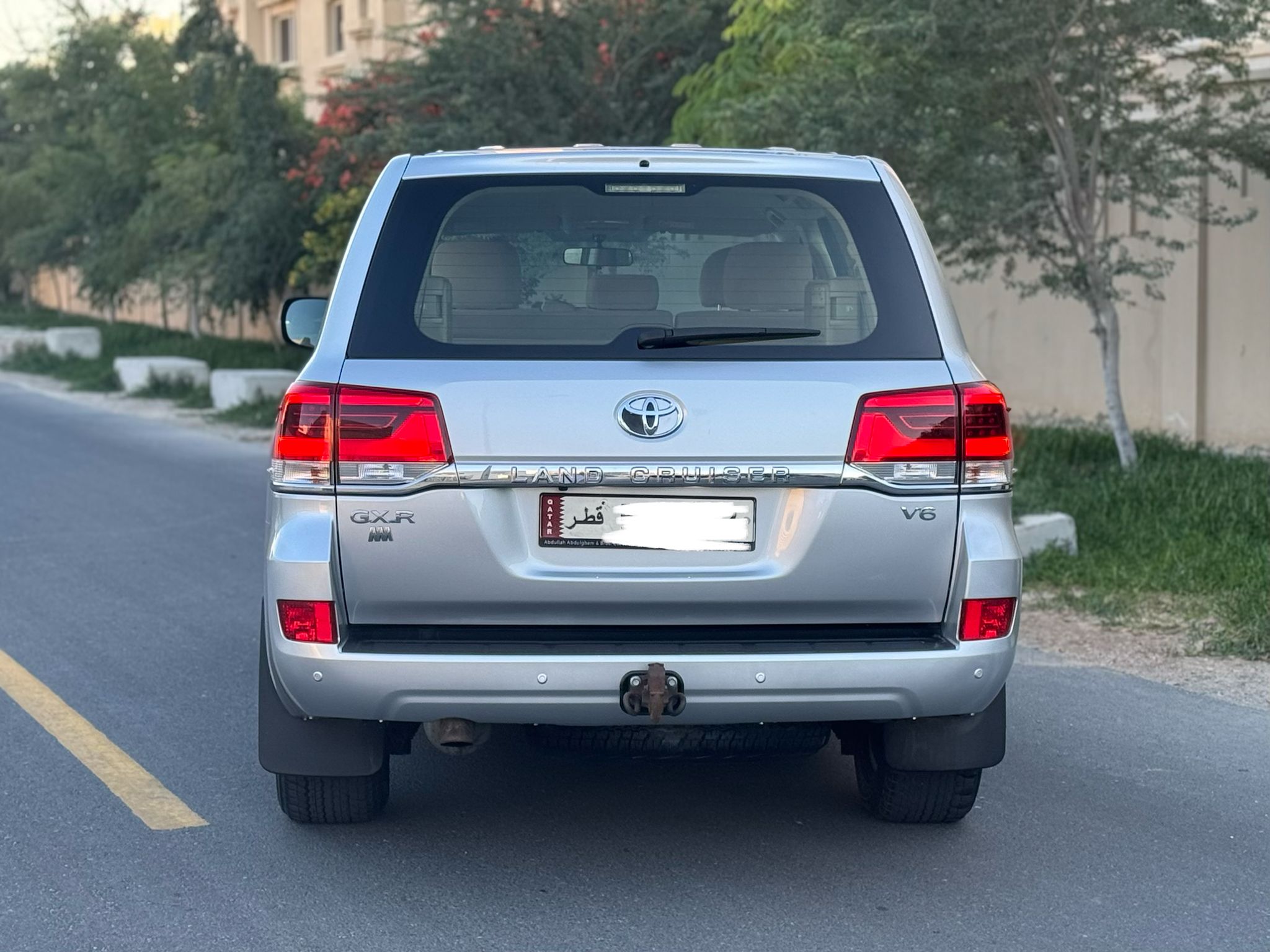 Toyota Land Cruiser GXR v6 2020 - Image 4