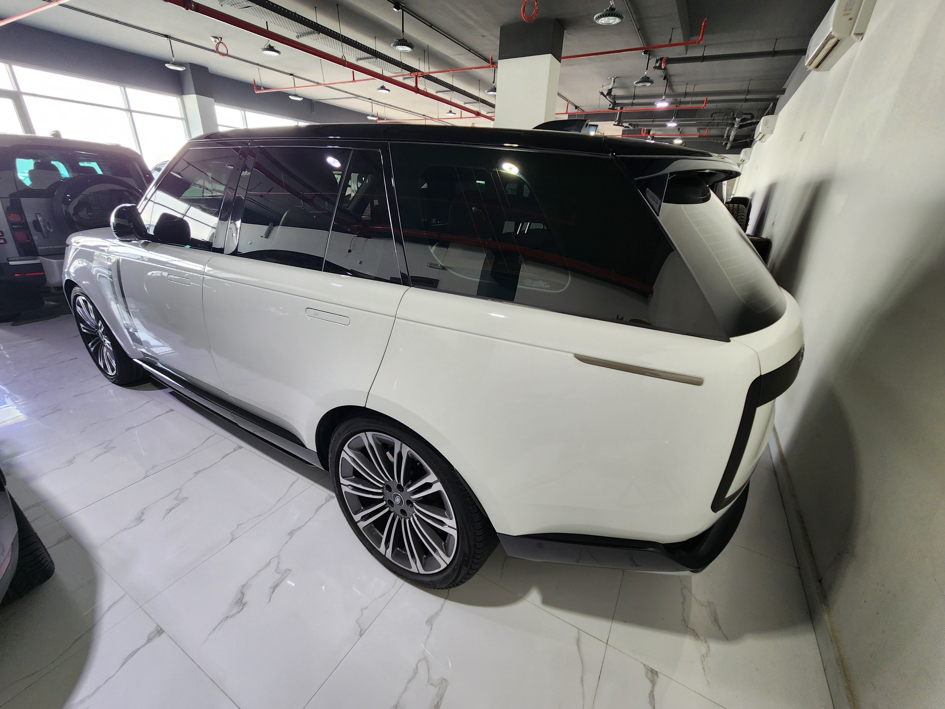 Land Rover Range Vogue HSE - Image 2