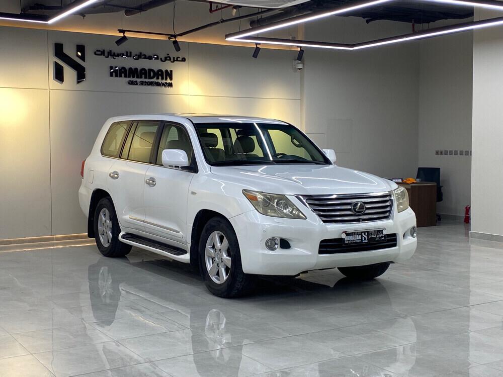 Lexus LX 570 2009 - Image 2